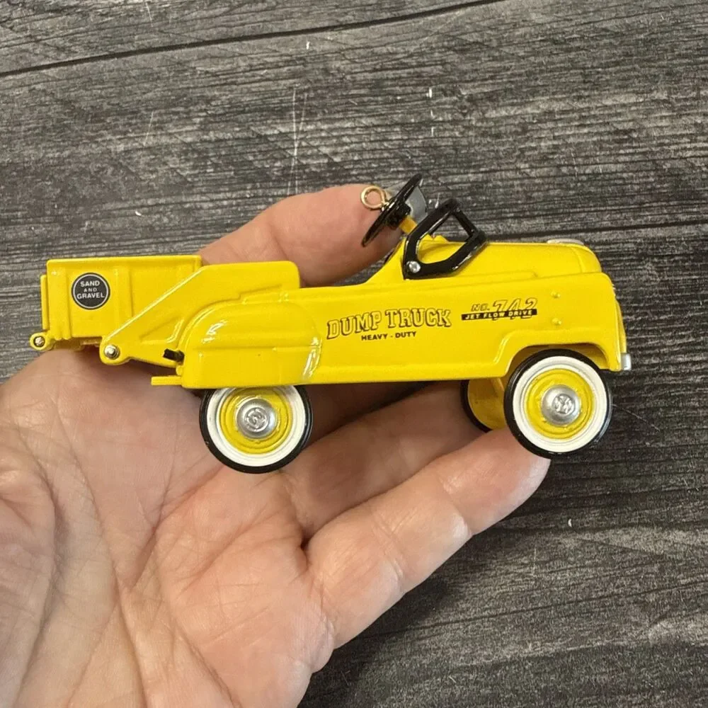 Hallmark Kiddie Car Classics Murray Dump Truck 1992 w/box And Matching Ornament